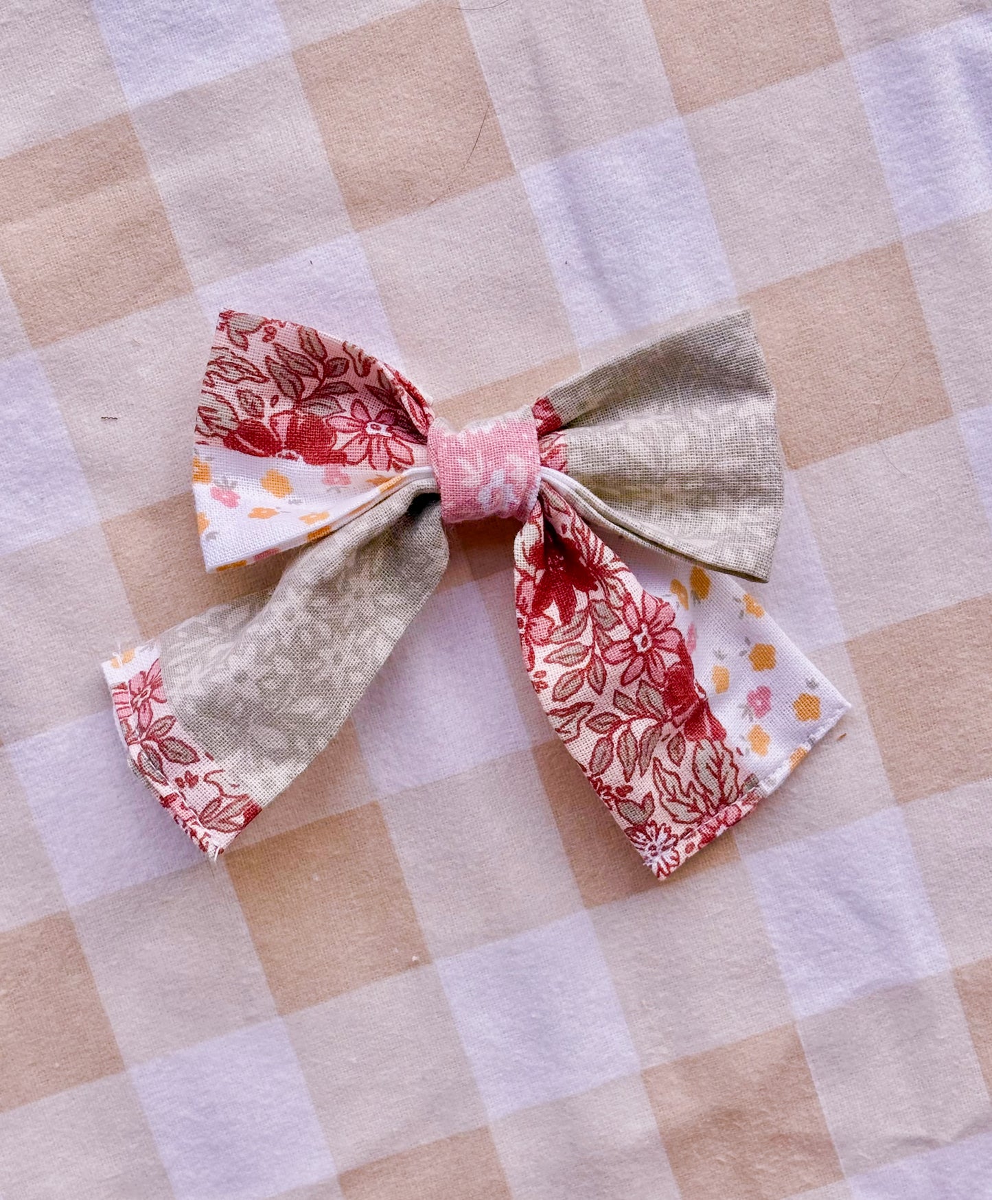 Floral patchwork bow tie