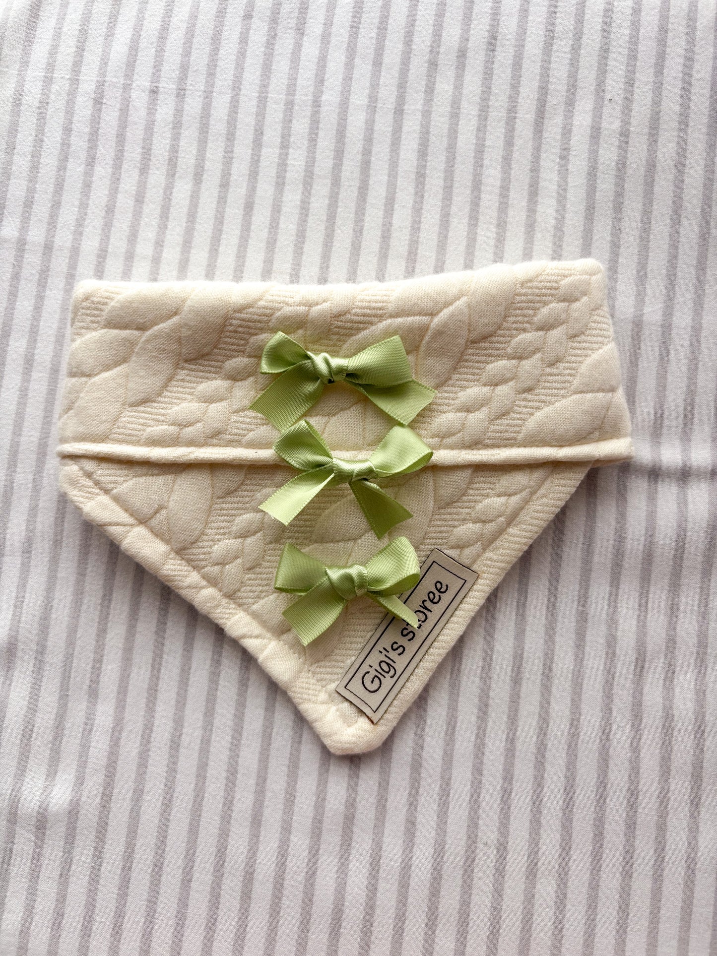 Cream knit bandana