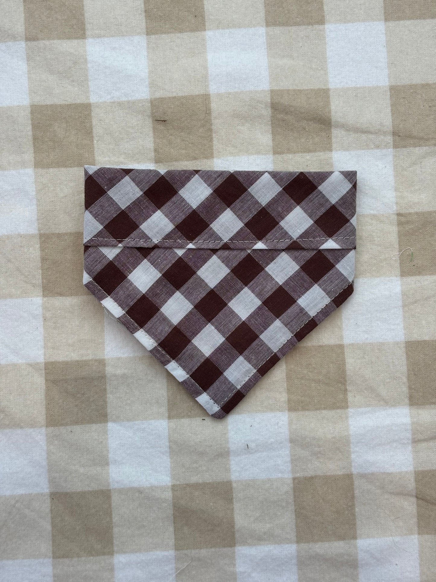 Choc gingham bandana