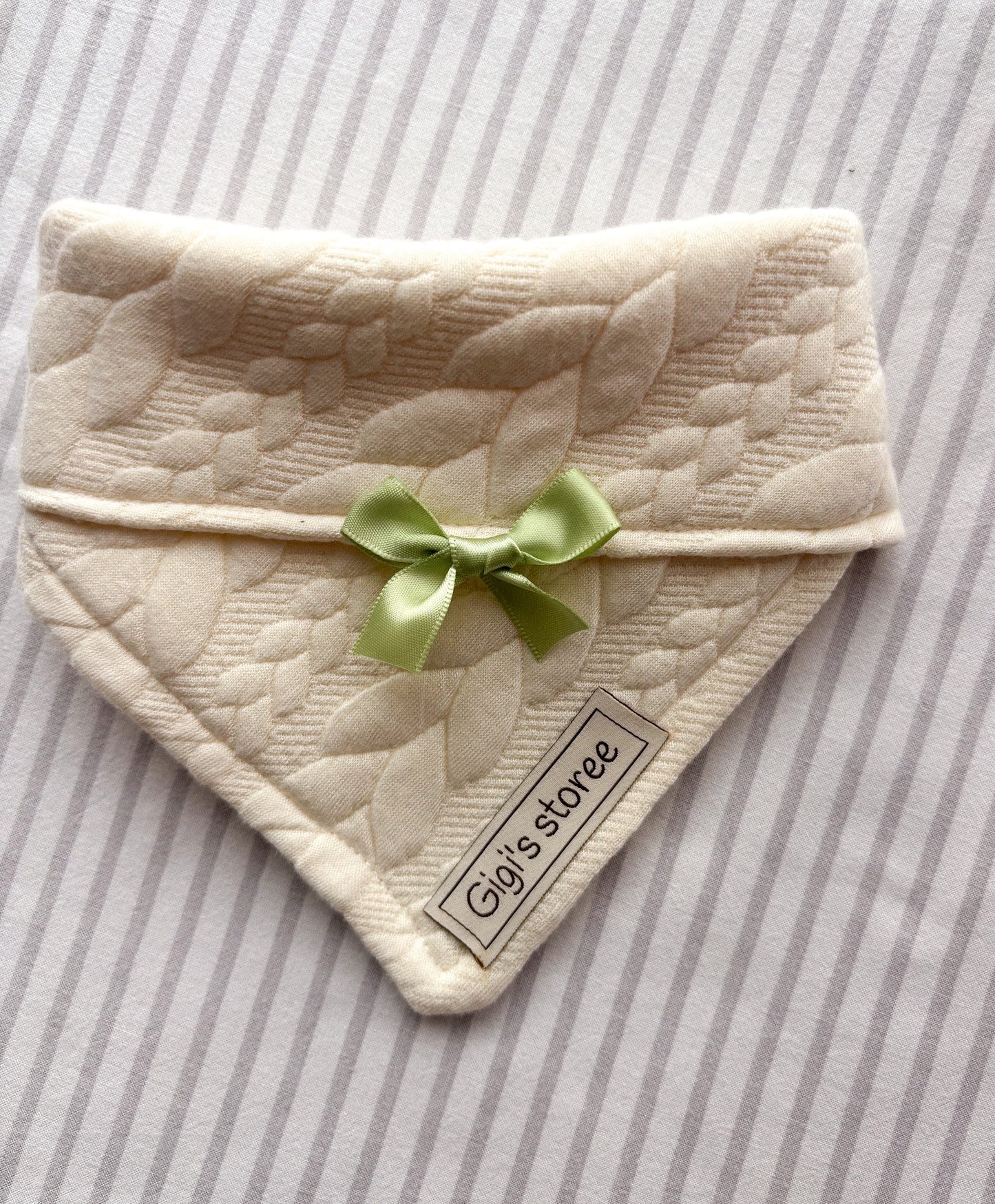 Cream knit bandana