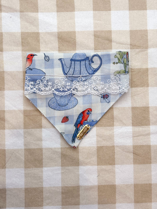 Tea party lace bandana